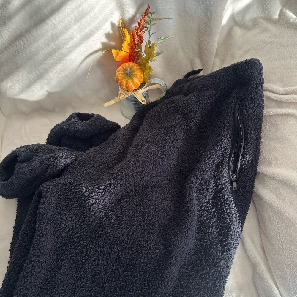 SKIMS Black Fleece Joggers